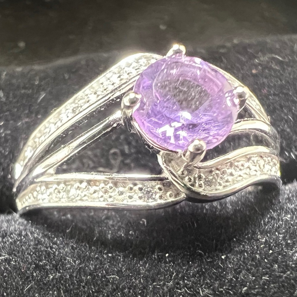 Avon Sterling Silver Genuine Amethyst Bypass Ring Size 7 Purple Gemstone 925‎